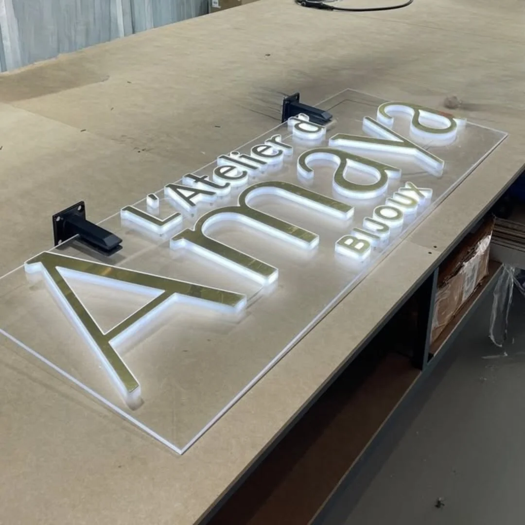 Enseigne bloc LED Atelier Alma Bijoux